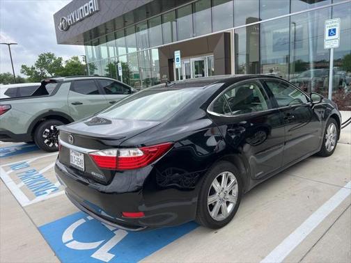 2014 Lexus ES 300h Base