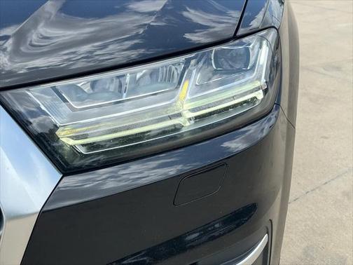 2017 Audi Q7 3.0T Premium