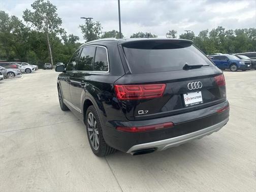2017 Audi Q7 3.0T Premium