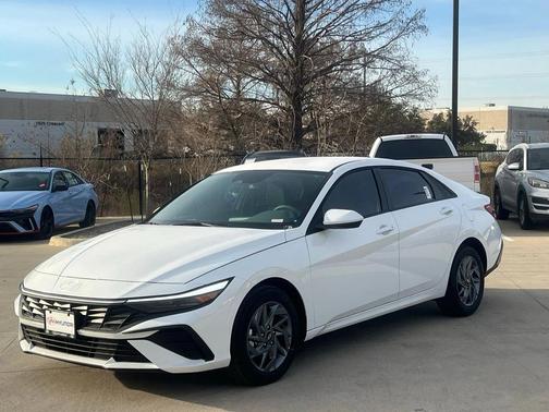 2026 Hyundai ELANTRA HEV Blue