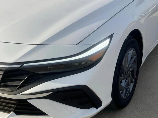 2026 Hyundai ELANTRA HEV Blue