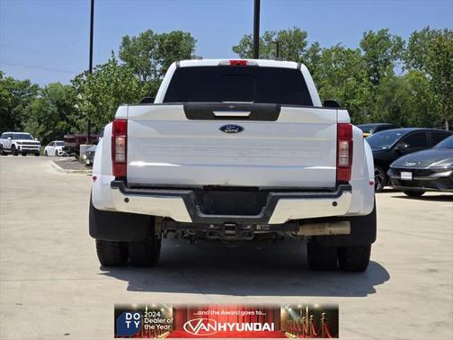 2022 Ford F-350 Lariat