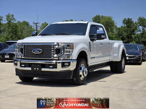 2022 Ford F-350 Lariat
