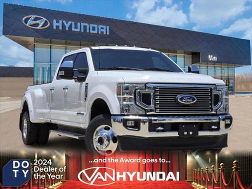 2022 Ford F-350 Lariat