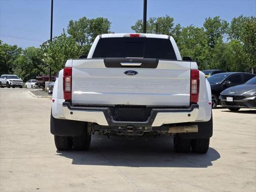 2022 Ford F-350 Lariat