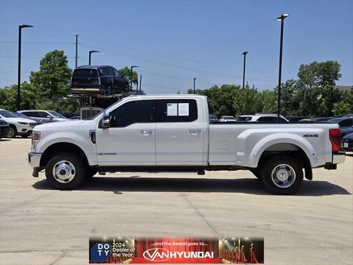2022 Ford F-350 Lariat
