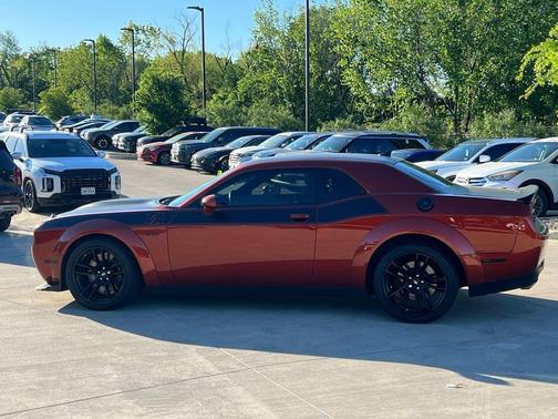 Sinamon Stick 2023 Dodge Challenger R/T Scat Pack Widebody