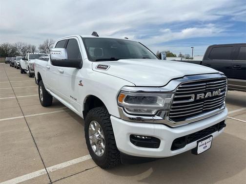 2024 RAM 2500 Laramie Crew Cab 4x4 6'4' Box