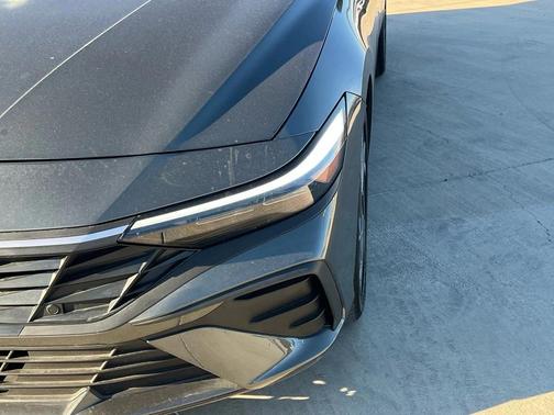 2025 Hyundai ELANTRA Sport