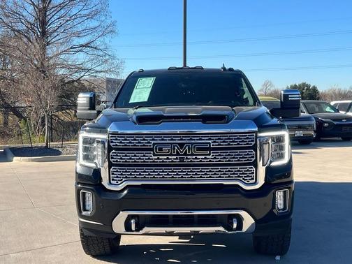 2023 GMC Sierra 2500 Denali
