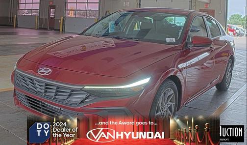 2024 Hyundai ELANTRA SEL