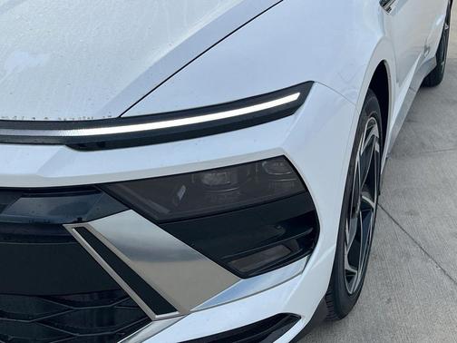 2026 Hyundai SONATA SEL