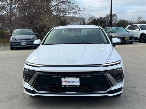 2026 Hyundai SONATA SEL