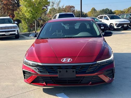 2025 Hyundai ELANTRA Sport