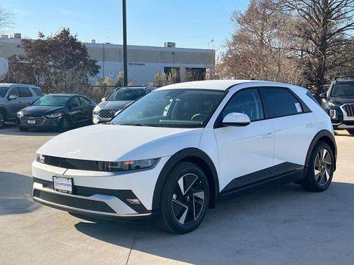 2026 Hyundai IONIQ 5 SEL