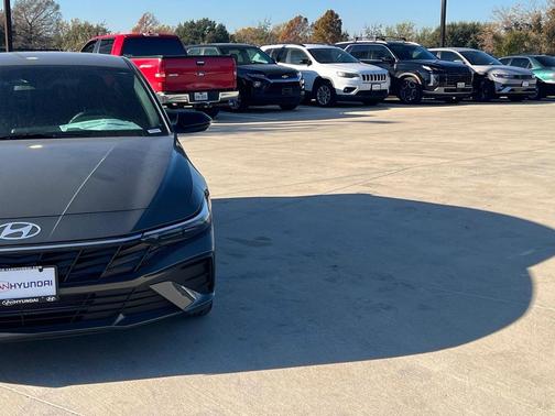 2026 Hyundai ELANTRA Sport