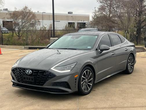 2022 Hyundai SONATA Limited