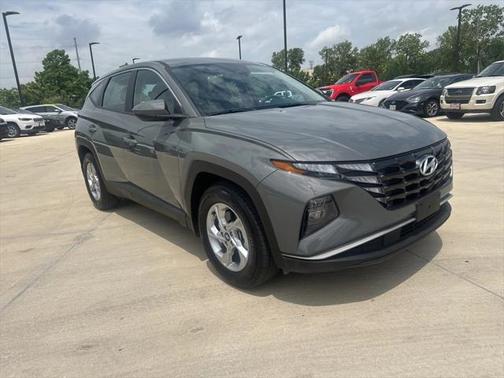 2024 Hyundai TUCSON SE