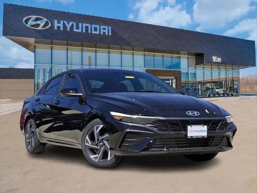 2025 Hyundai ELANTRA Sport