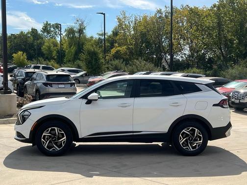 2023 Kia Sportage LX