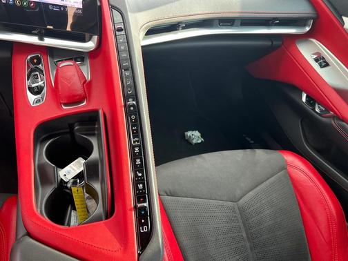 2021 Chevrolet Corvette Stingray w/2LT