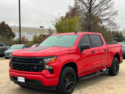 2024 Chevrolet Silverado 1500 Custom