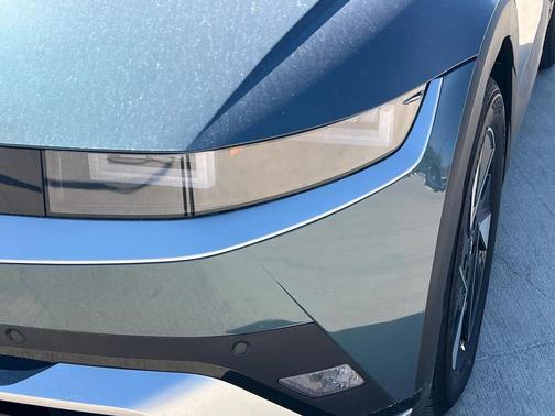 2026 Hyundai IONIQ 5 SE