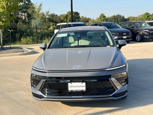 2026 Hyundai SONATA SEL