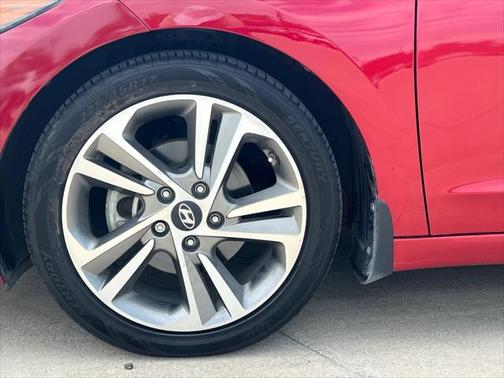 2017 Hyundai ELANTRA Limited