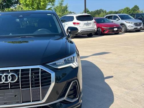 2023 Audi Q3 Premium 45 TFSI S line quattro Tiptronic