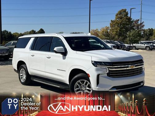 2023 Chevrolet Suburban LT