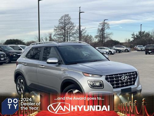 2024 Hyundai VENUE SEL