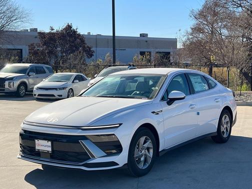 2026 Hyundai SONATA SE