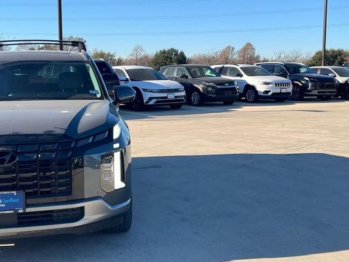 2025 Hyundai PALISADE SEL Premium