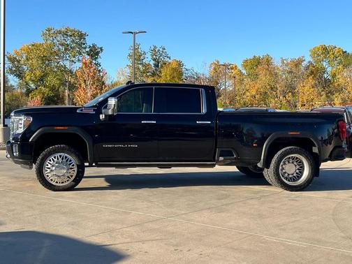 2022 GMC Sierra 3500 Denali