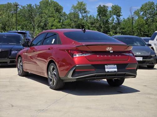 2025 Hyundai ELANTRA Sport