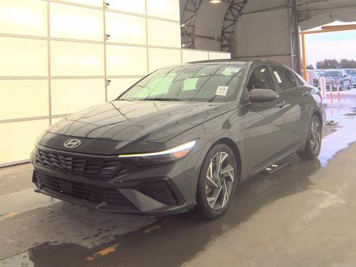 2025 Hyundai ELANTRA SEL