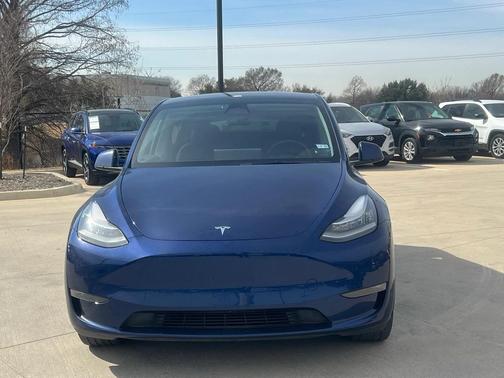 2023 Tesla Model Y Long Range Dual Motor All-Wheel Drive