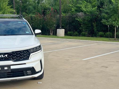 Snow White Pearl 2022 Kia Sorento Plug-In Hybrid SX