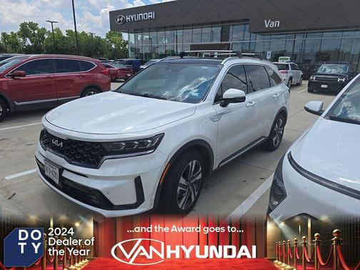 Snow White Pearl 2022 Kia Sorento Plug-In Hybrid SX