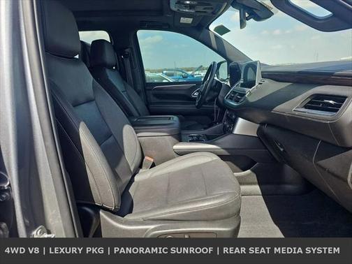 2022 Chevrolet Suburban 4WD Z71