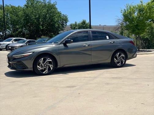 2025 Hyundai ELANTRA Sport