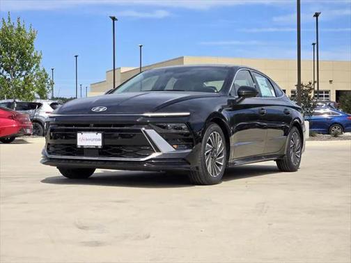 2025 Hyundai SONATA Hybrid Limited