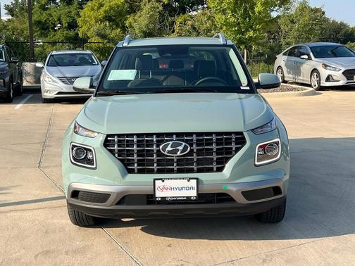 2025 Hyundai VENUE Limited
