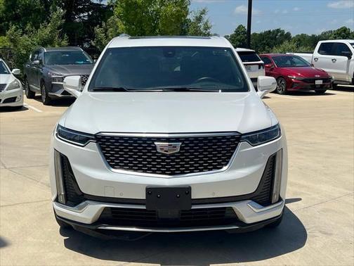 2022 Cadillac XT6 Premium Luxury FWD