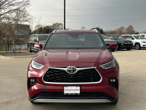 2021 Toyota Highlander Platinum