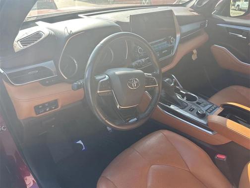 2021 Toyota Highlander Platinum