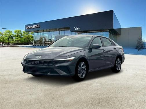 2025 Hyundai ELANTRA Sport