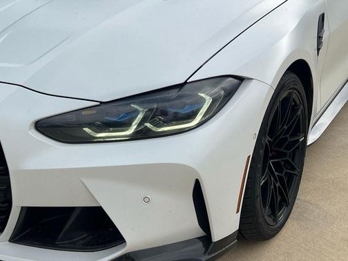 Brilliant White 2022 BMW M4 Competition