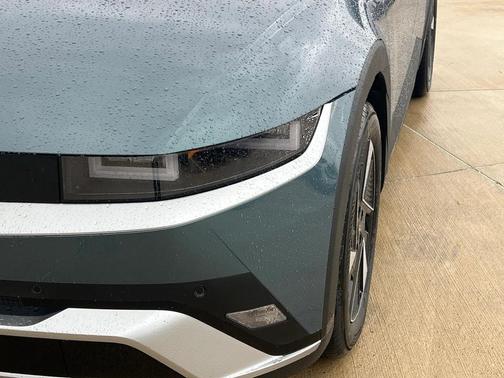 2026 Hyundai IONIQ 5 SE